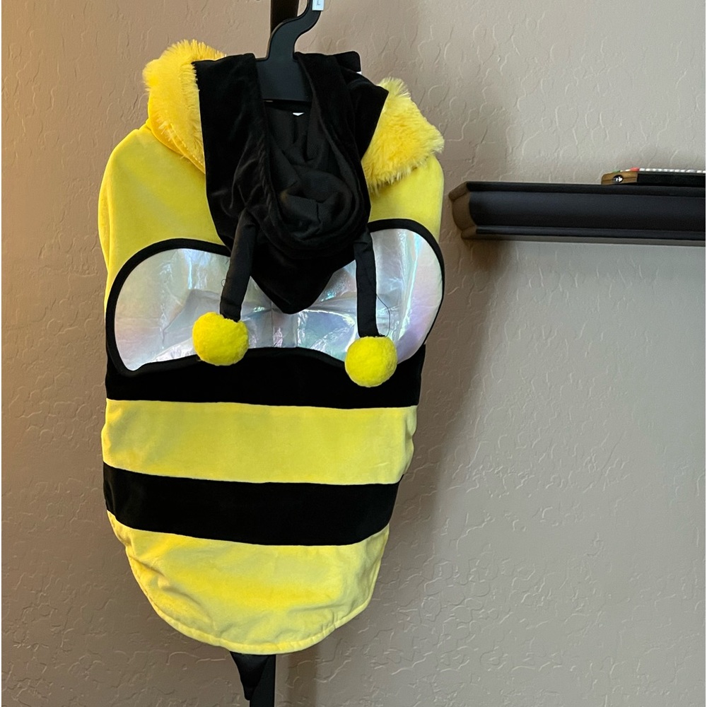 NWT- Darling Bubble-Bee Dog Costume